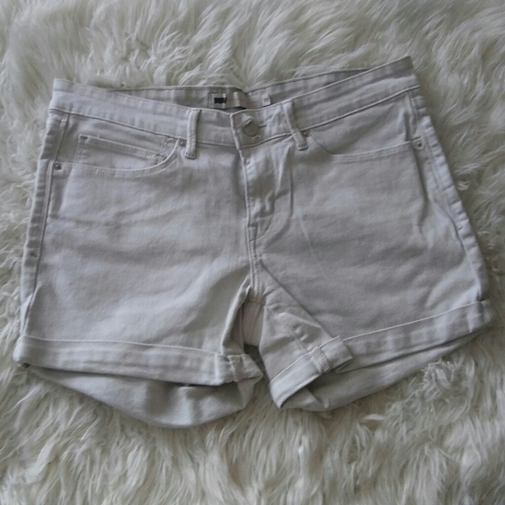 Levi’s White Label Rolled Hem Cream Shorts Size 30 - Picture 7 of 12